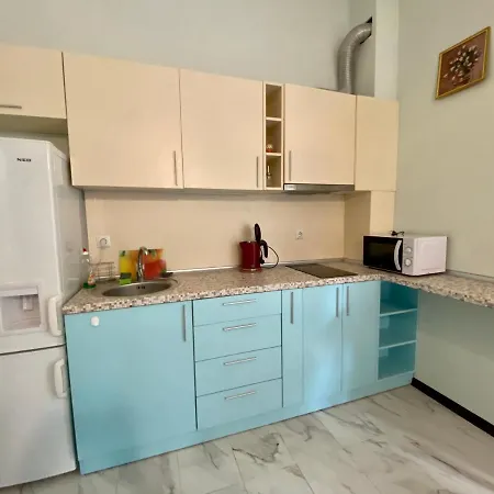 Апартаменти Paradise Complex Приморсько