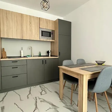 Апартаменти Paradise Complex *