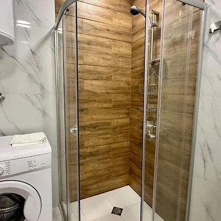 Paradise Complex Апартаменти *