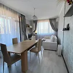 Paradise Complex Apartment