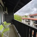 Paradise Complex Apartment