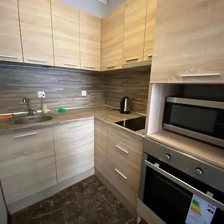 Paradise Complex * 普里莫尔斯科