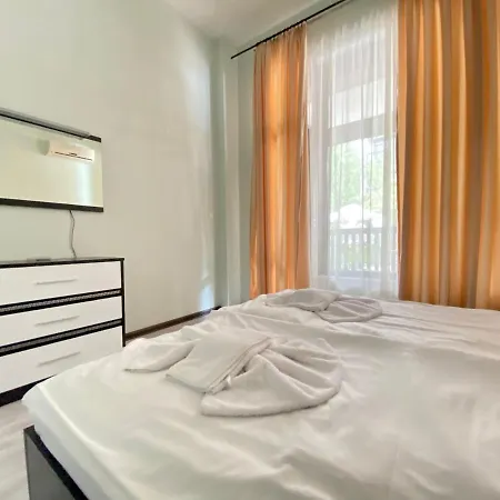 Paradise Complex 普里莫尔斯科