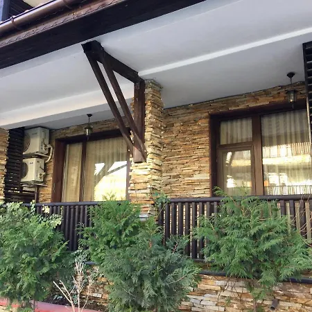 Paradise Complex Apartment