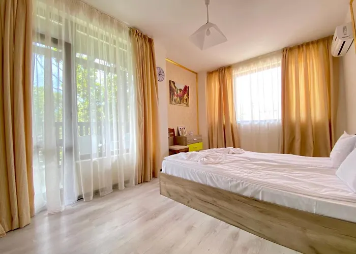 Apartment Paradise Complex *