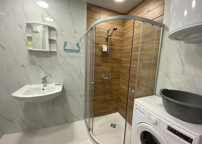 Paradise Complex Apartment