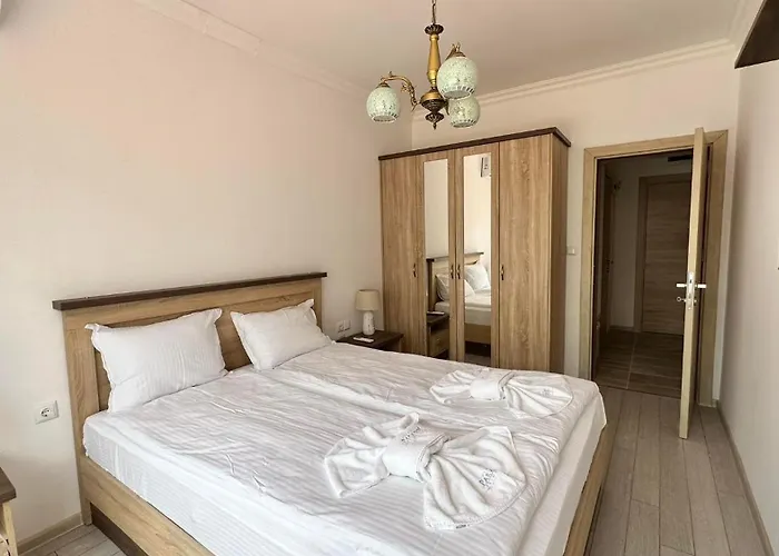 Apartment Paradise Complex Primorsko